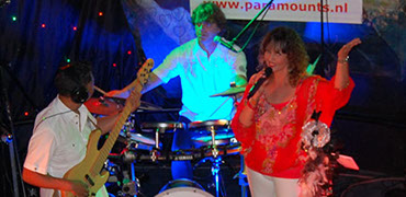 Coverband Paramounts